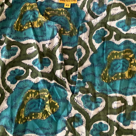 Roberta Rollar Rabbit tunic - Picture 3 of 4